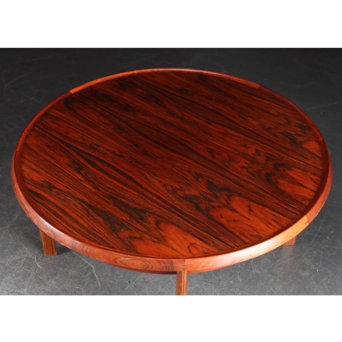 tobjorn_afdal_round_coffee_table_rosewood_mahogany